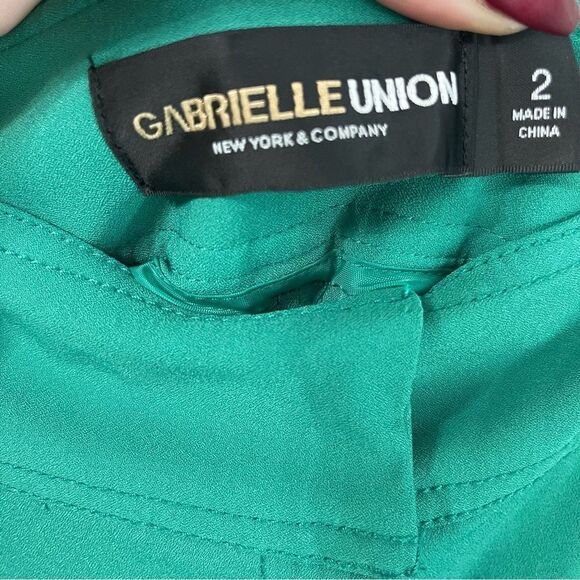 Gabrielle Union NY&CO Green Pants - Picture 6 of 10